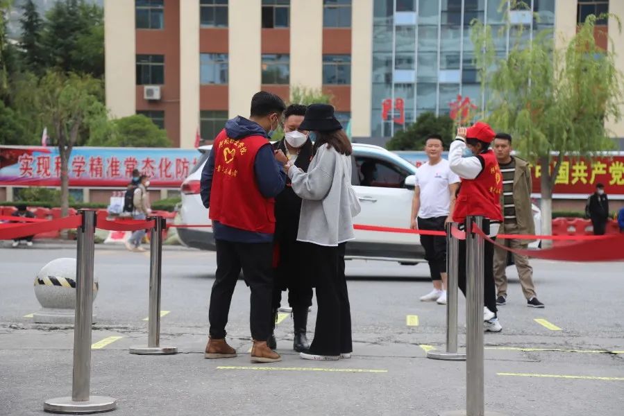 说明: 图片 说明: 图片