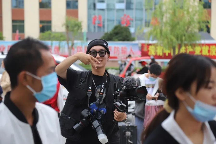 说明: 图片 说明: 图片