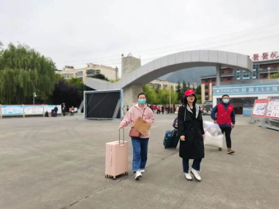 说明: 图片 说明: 图片