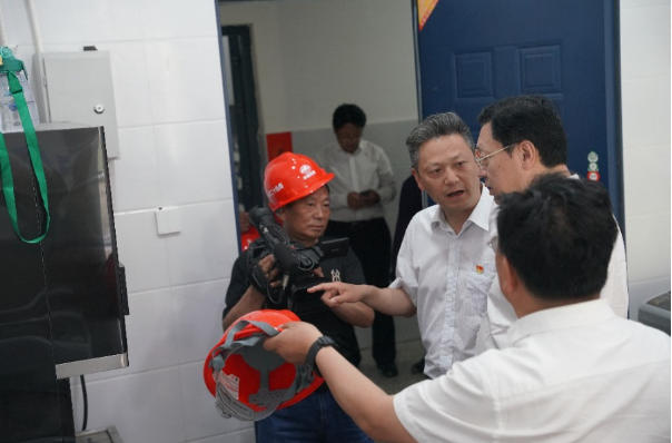 说明: 图片 说明: 图片