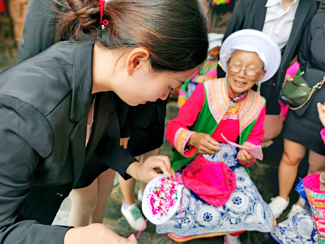 说明: d:\tmp\WeChat Files\4db4d6476df2d796c2d1d63772eca61.jpg