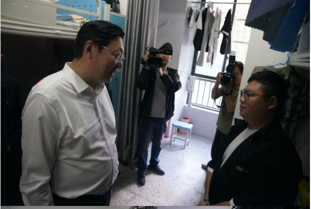 说明: 图片 说明: 图片